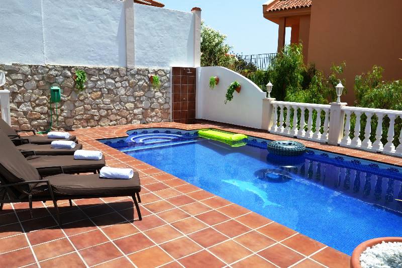 Fantastic reformed villa in Los Pacos